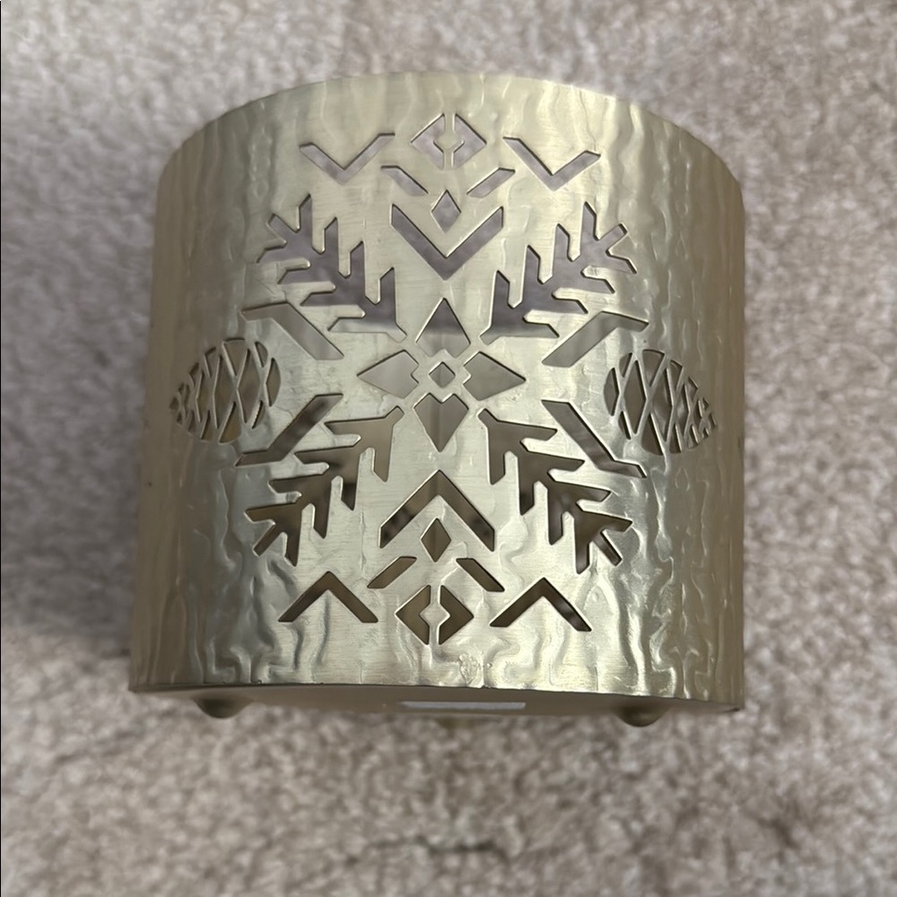 Elegant Snowflake Candle Holder